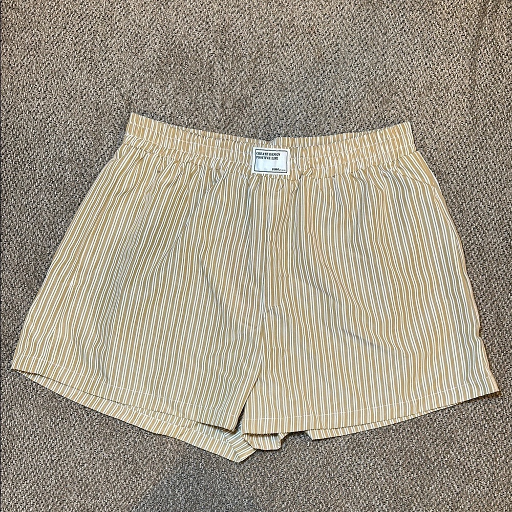SHEIN Beige Striped Women Shorts